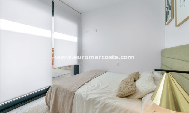 Nueva construcción  - low-bungalow - Torrevieja - TORREVIEJA