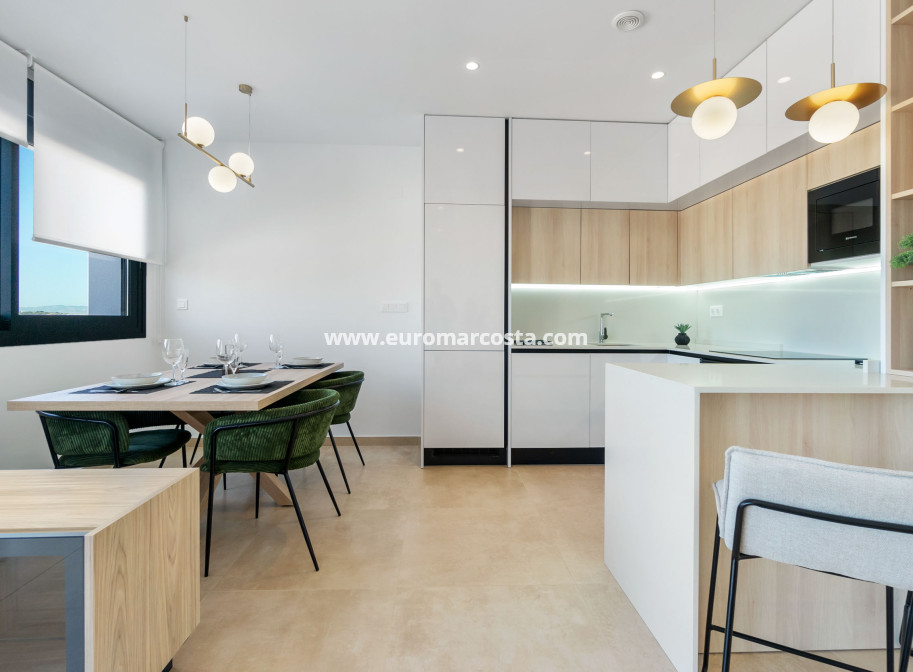 Nueva construcción  - low-bungalow - Torrevieja - TORREVIEJA