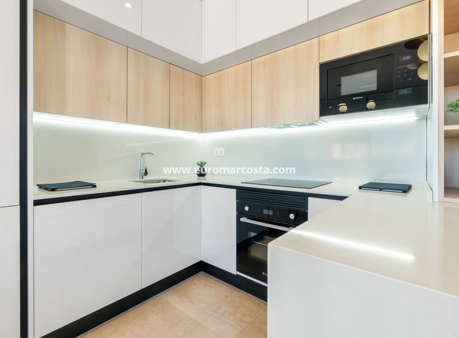 Nueva construcción  - low-bungalow - Torrevieja - TORREVIEJA