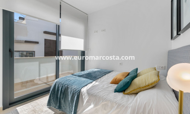 Nueva construcción  - low-bungalow - Torrevieja - TORREVIEJA