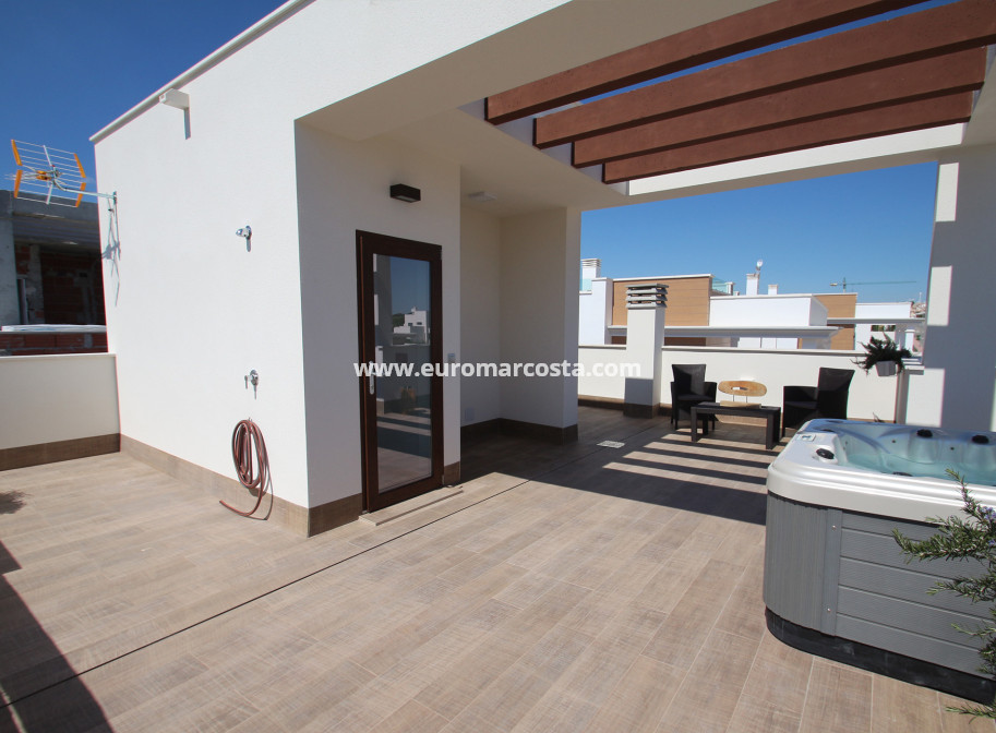 New Build - detached - Playa Paraiso - La Manga del Mar Menor