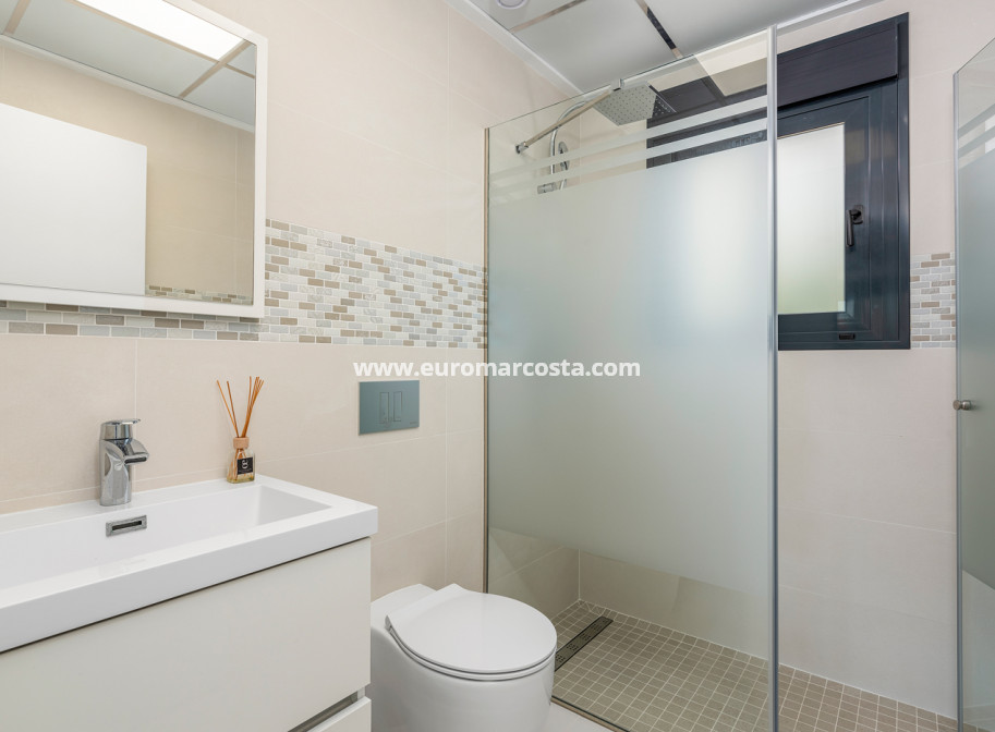 New Build - detached - Playa Paraiso - La Manga del Mar Menor