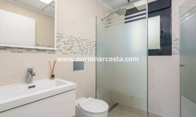 Nueva construcción  - detached - Playa Paraiso