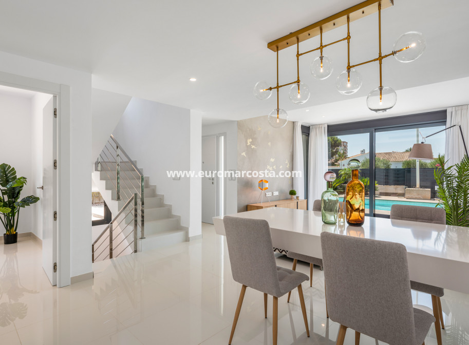 Nueva construcción  - detached - Playa Paraiso