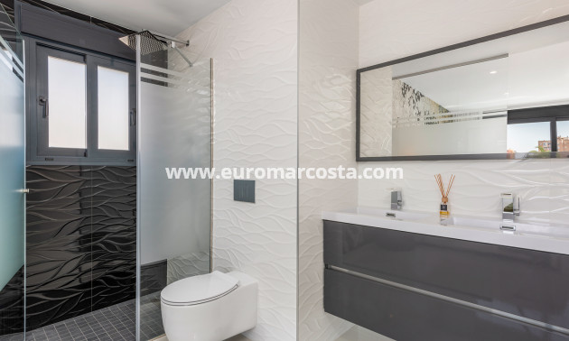 Nueva construcción  - detached - Playa Paraiso