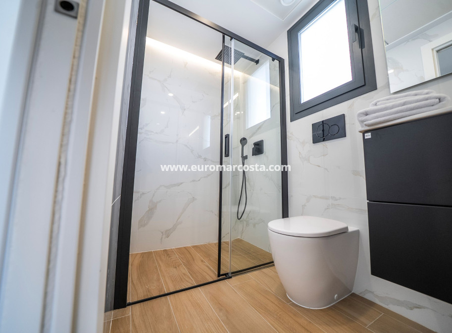 New Build - detached - Algorfa