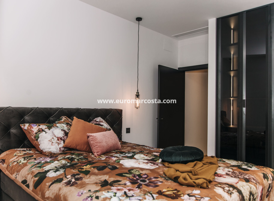 New Build - Villa - Rojales