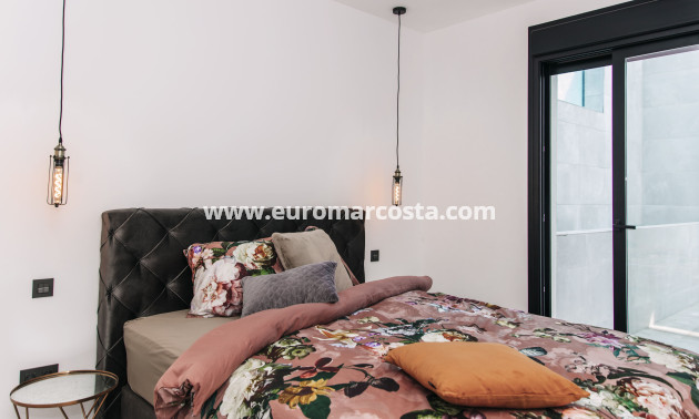 New Build - Villa - Rojales