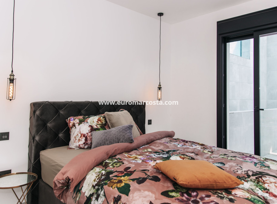 New Build - Villa - Rojales