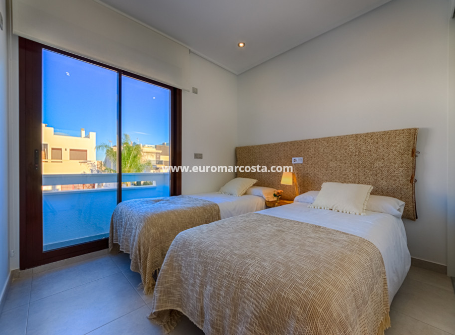 New Build - terraced - Pilar de la Horadada