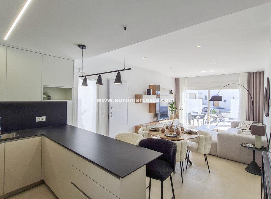 Nueva construcción  - detached - Las Esperanzas