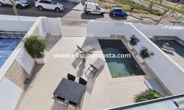 Nueva construcción  - detached - Las Esperanzas