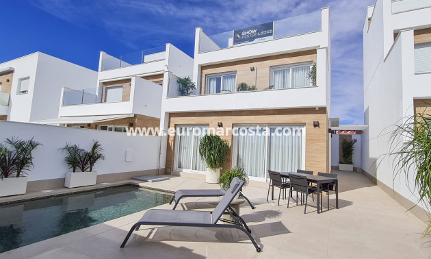 Nueva construcción  - detached - Las Esperanzas