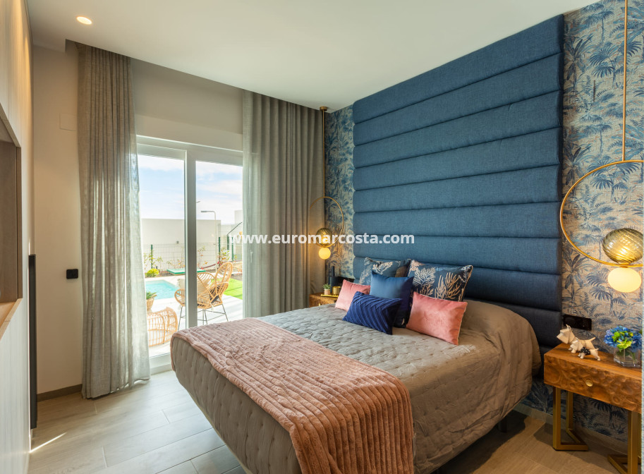 Nueva construcción  - low-bungalow - Algorfa