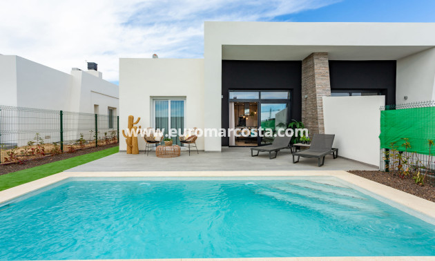 Nueva construcción  - low-bungalow - Algorfa