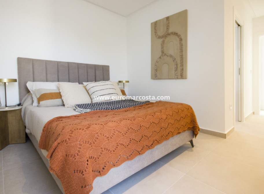 New Build - high-bungalow - San Fulgencio