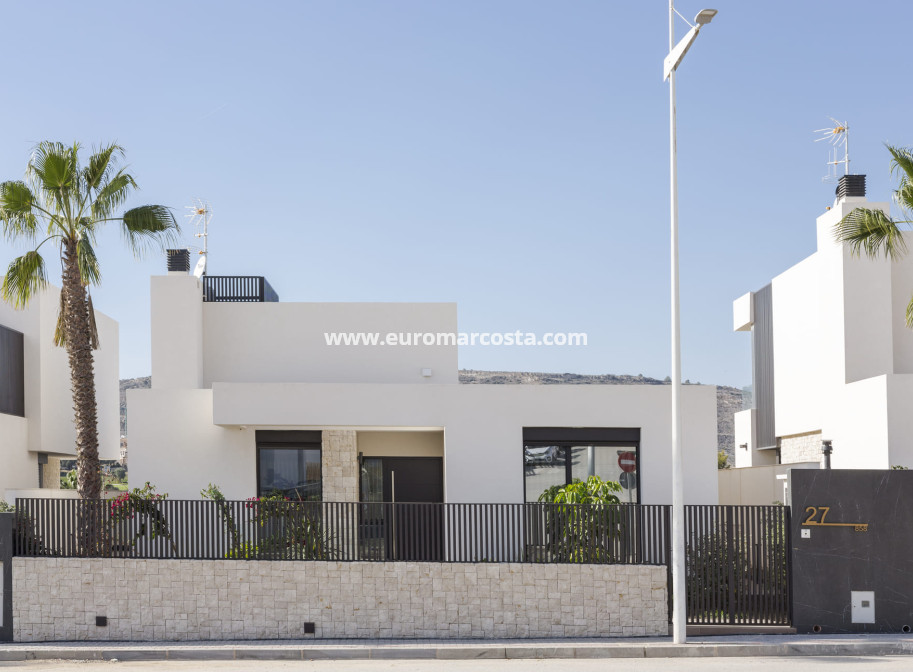 Nueva construcción  - Villa - Algorfa