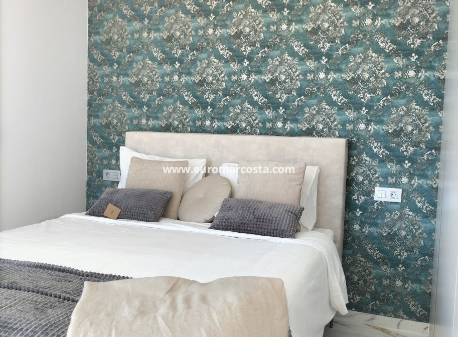 New Build - detached - Pilar de la Horadada