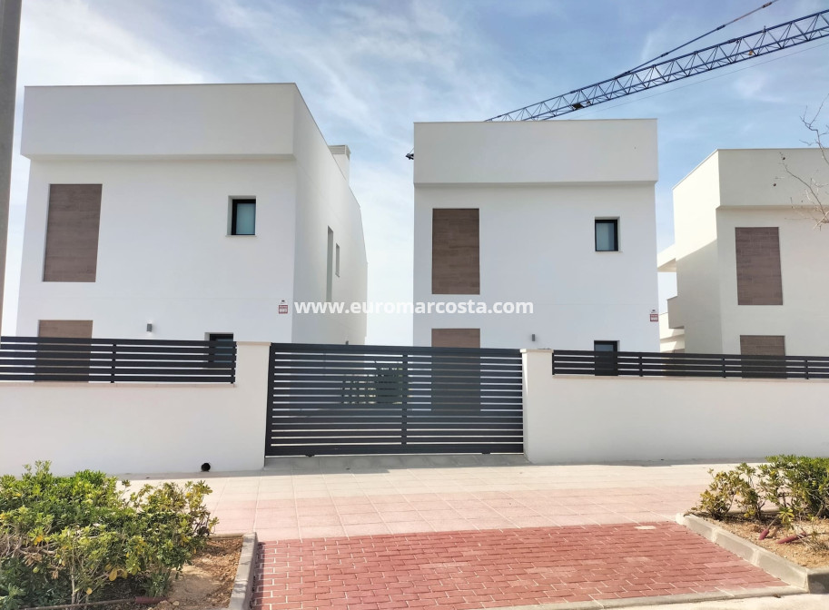 New Build - detached - Pilar de la Horadada