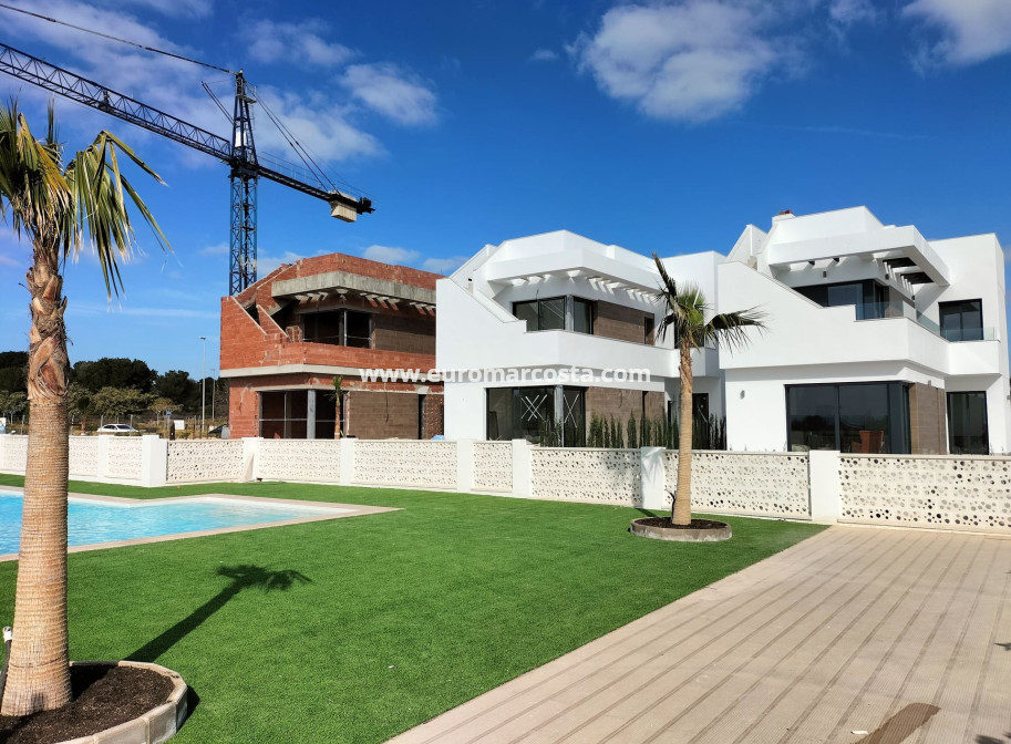 New Build - detached - Pilar de la Horadada