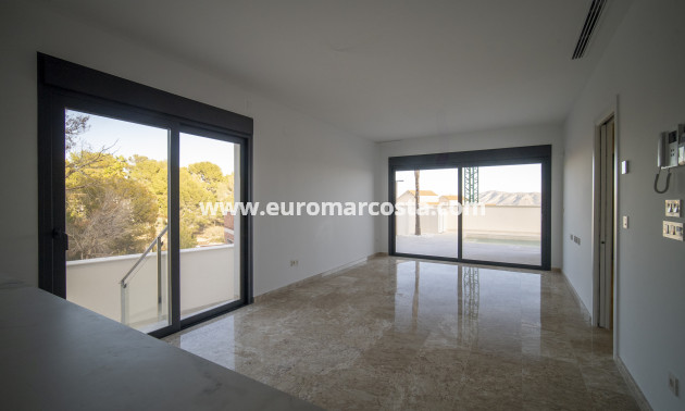 New Build - detached - Coloma