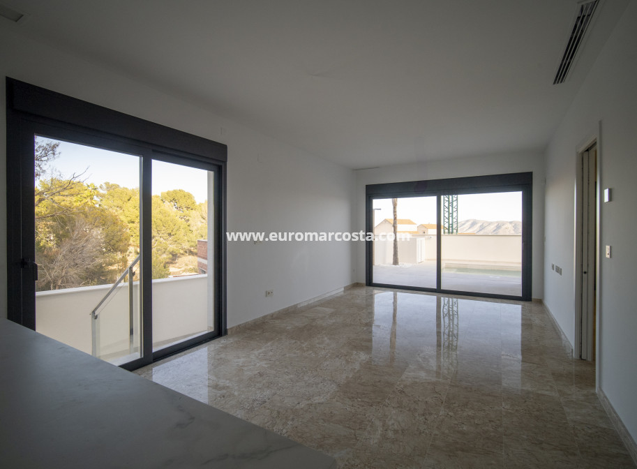 New Build - detached - Coloma