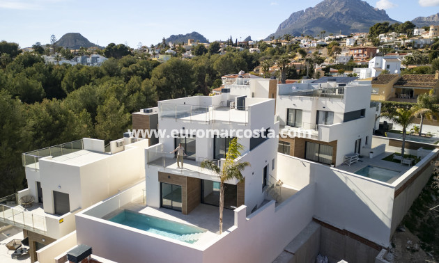 New Build - detached - Coloma