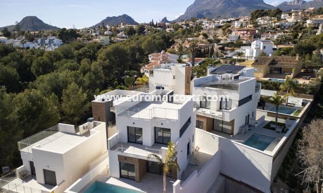 New Build - detached - Coloma