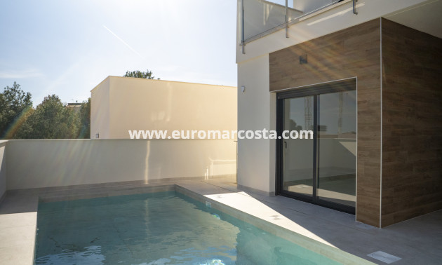 New Build - detached - Coloma