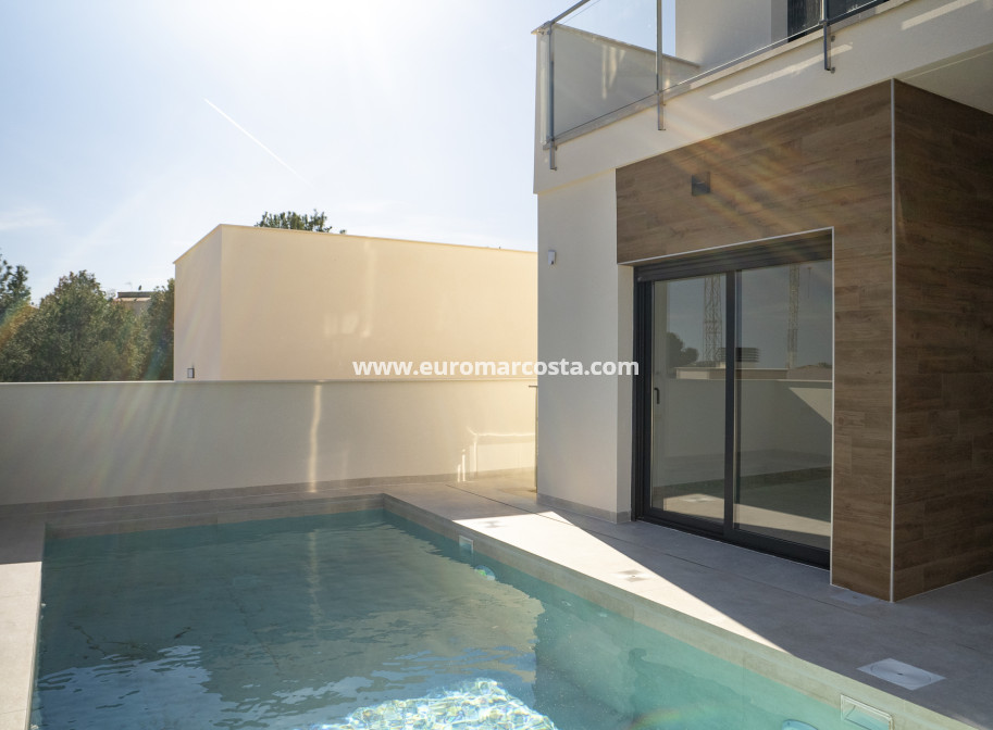 New Build - detached - Coloma