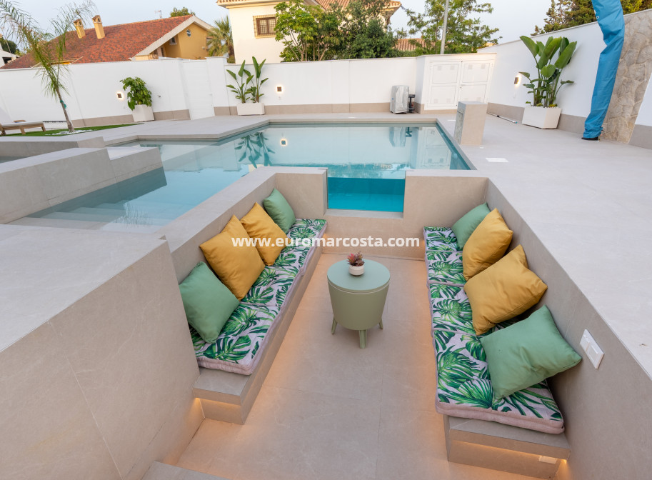 Nueva construcción  - Villa - Orihuela Costa