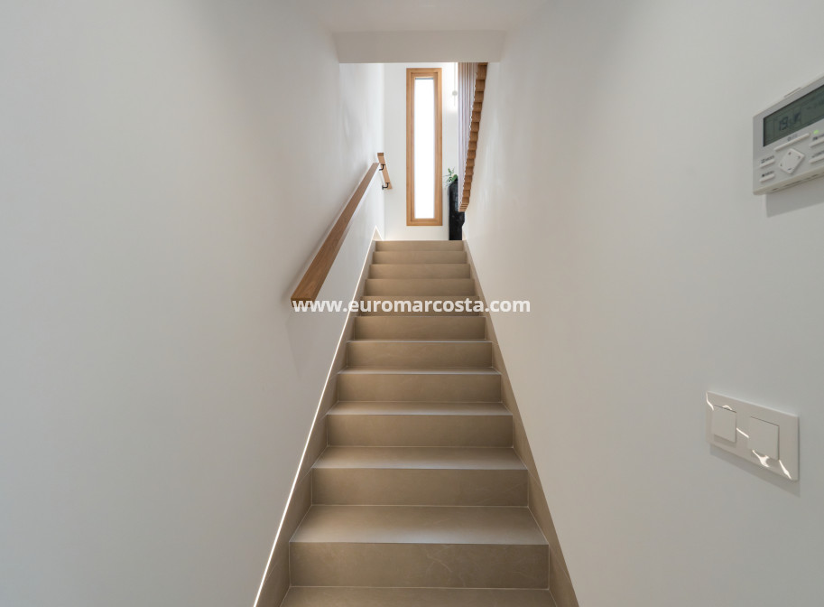 Nueva construcción  - Villa - Orihuela Costa