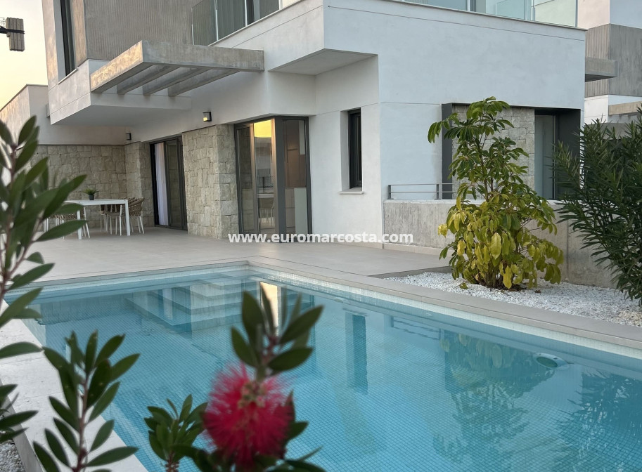 Nueva construcción  - detached - Finestrat