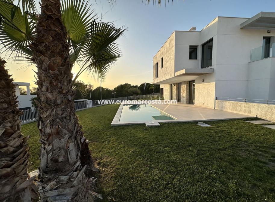 Nueva construcción  - detached - Finestrat