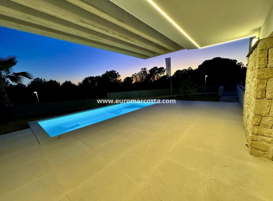 Nueva construcción  - detached - Finestrat