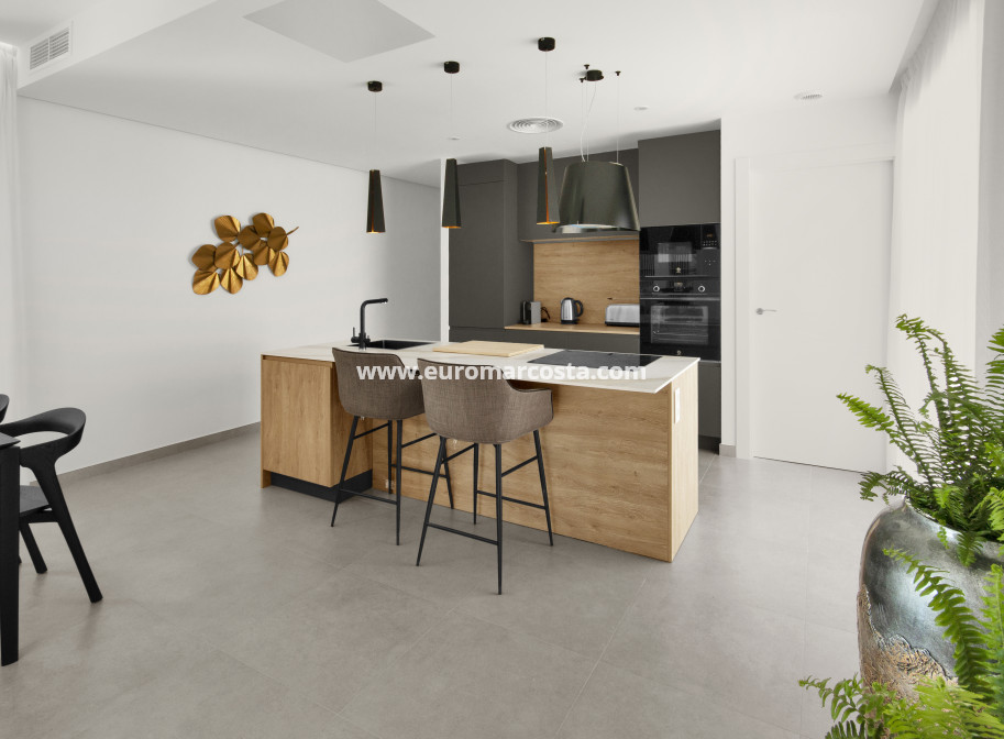 New Build - detached - Baños y Mendigo