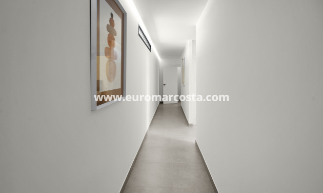 New Build - detached - Baños y Mendigo