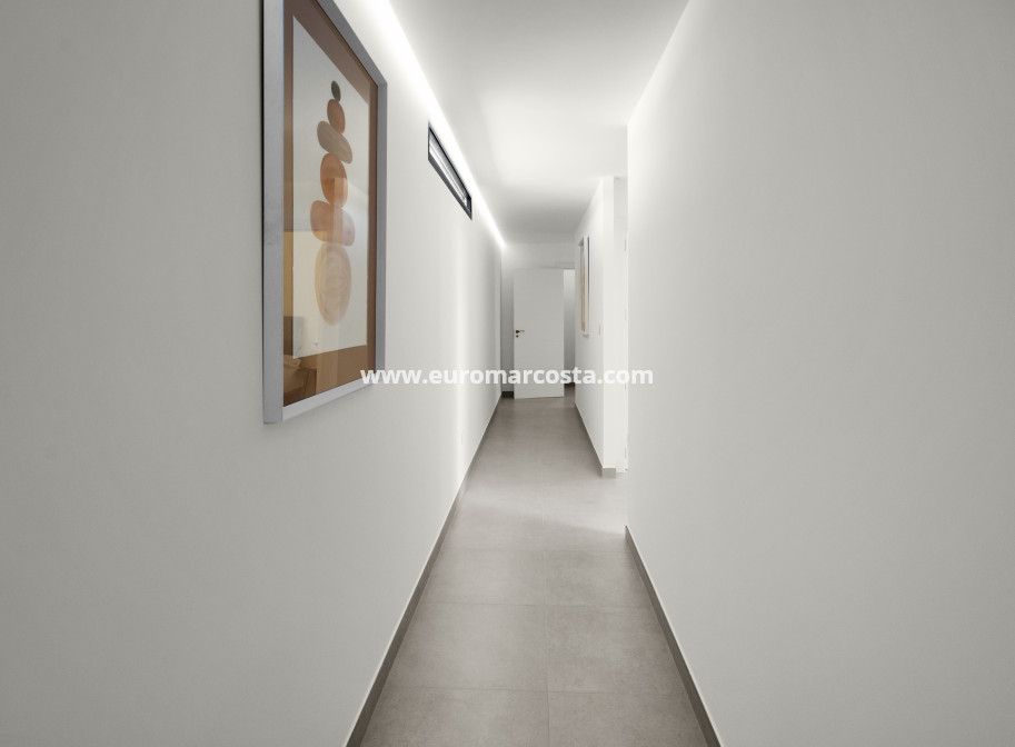 New Build - detached - Baños y Mendigo