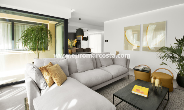 New Build - detached - Baños y Mendigo