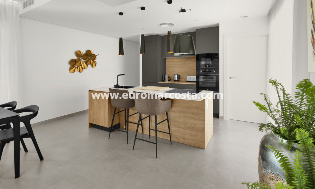 New Build - detached - Baños y Mendigo