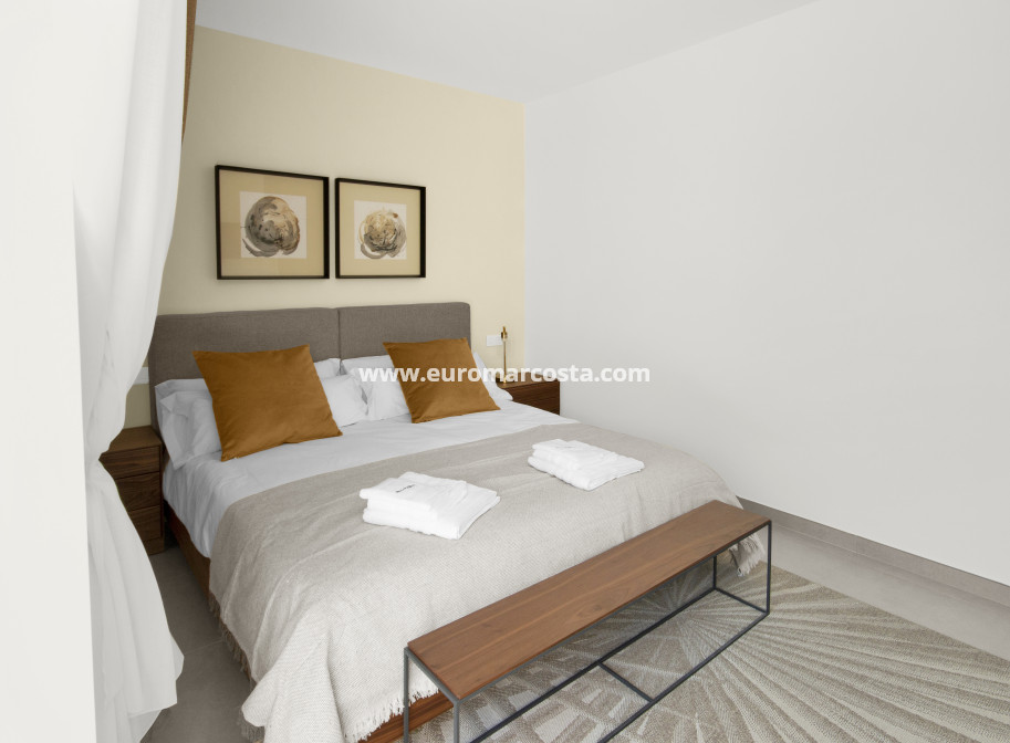 New Build - detached - Baños y Mendigo