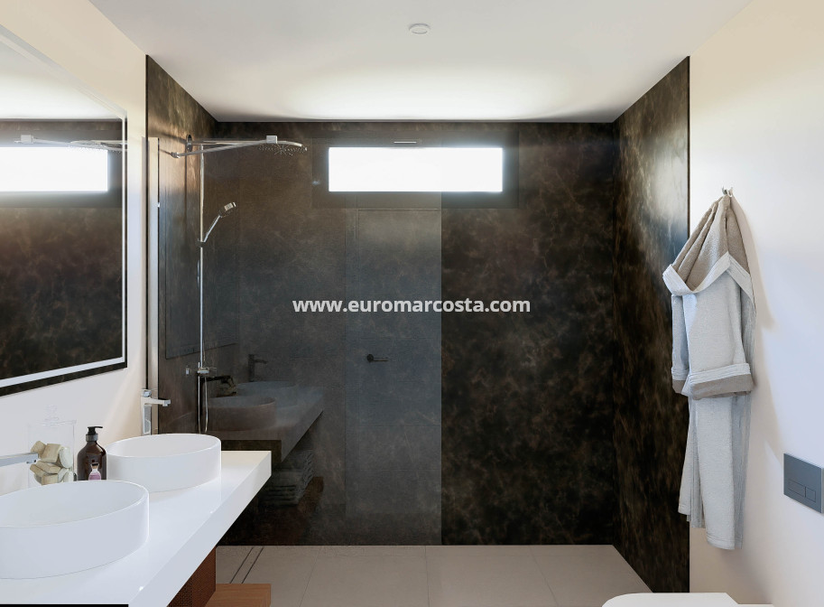 New Build - detached - Baños y Mendigo