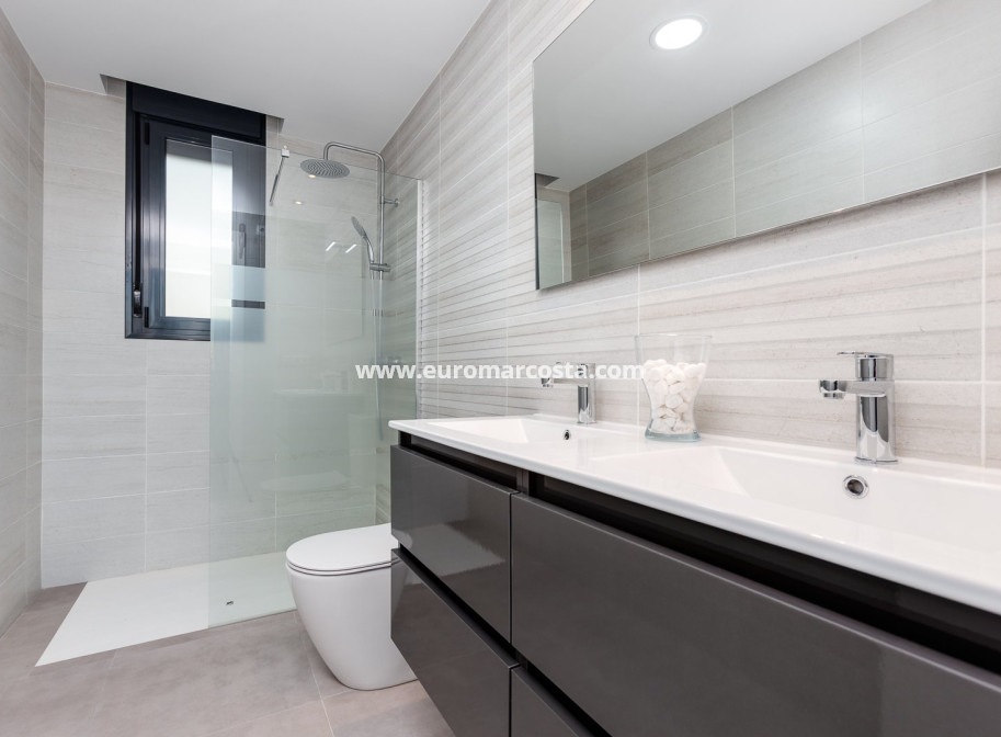 New Build - detached - Pilar de la Horadada
