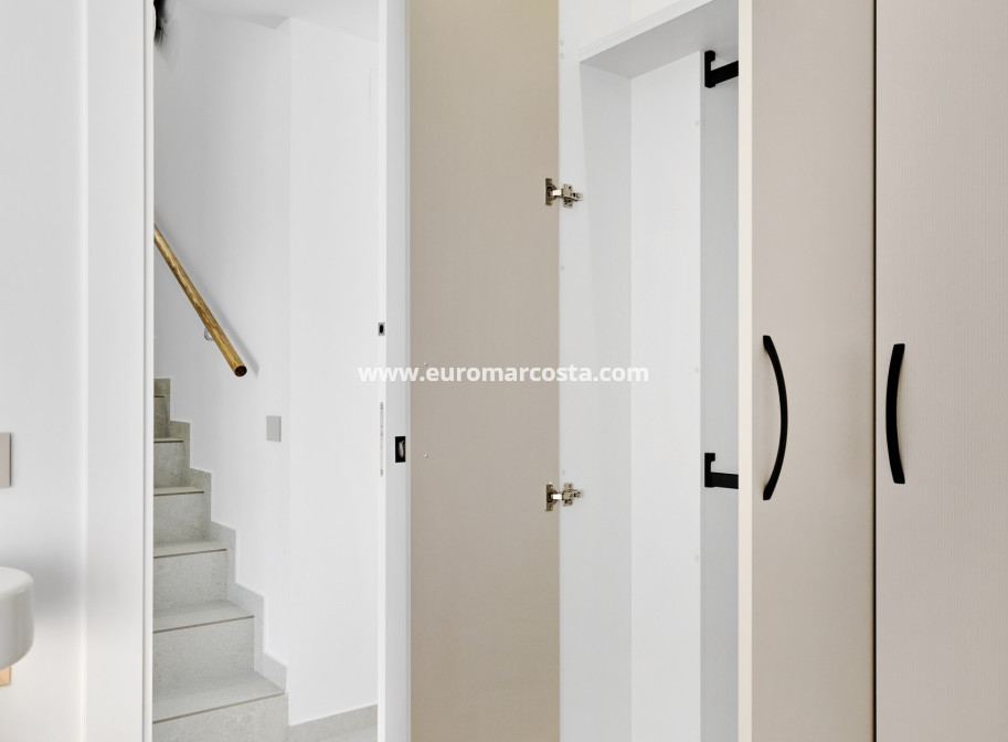 Nueva construcción  - Villa - San Miguel de Salinas