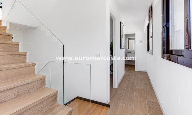 New Build - detached - Finestrat