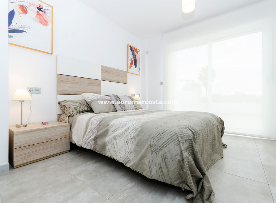New Build - terraced - Torrevieja - TORREVIEJA
