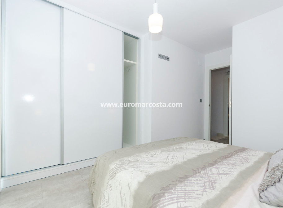 New Build - terraced - Torrevieja - TORREVIEJA
