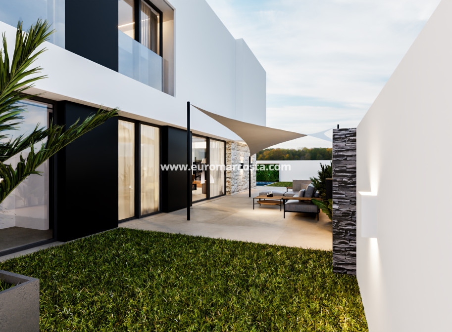 Nueva construcción  - Villa - La Zenia