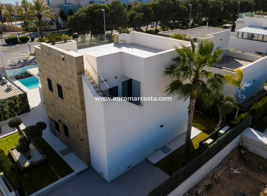 Nueva construcción  - Villa - Orihuela Costa