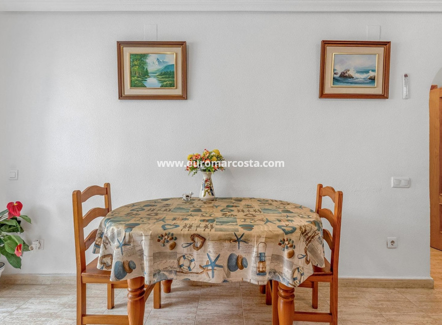 Objekte zum Wiederverkauf - Wohnung - Torrevieja - TORREVIEJA
